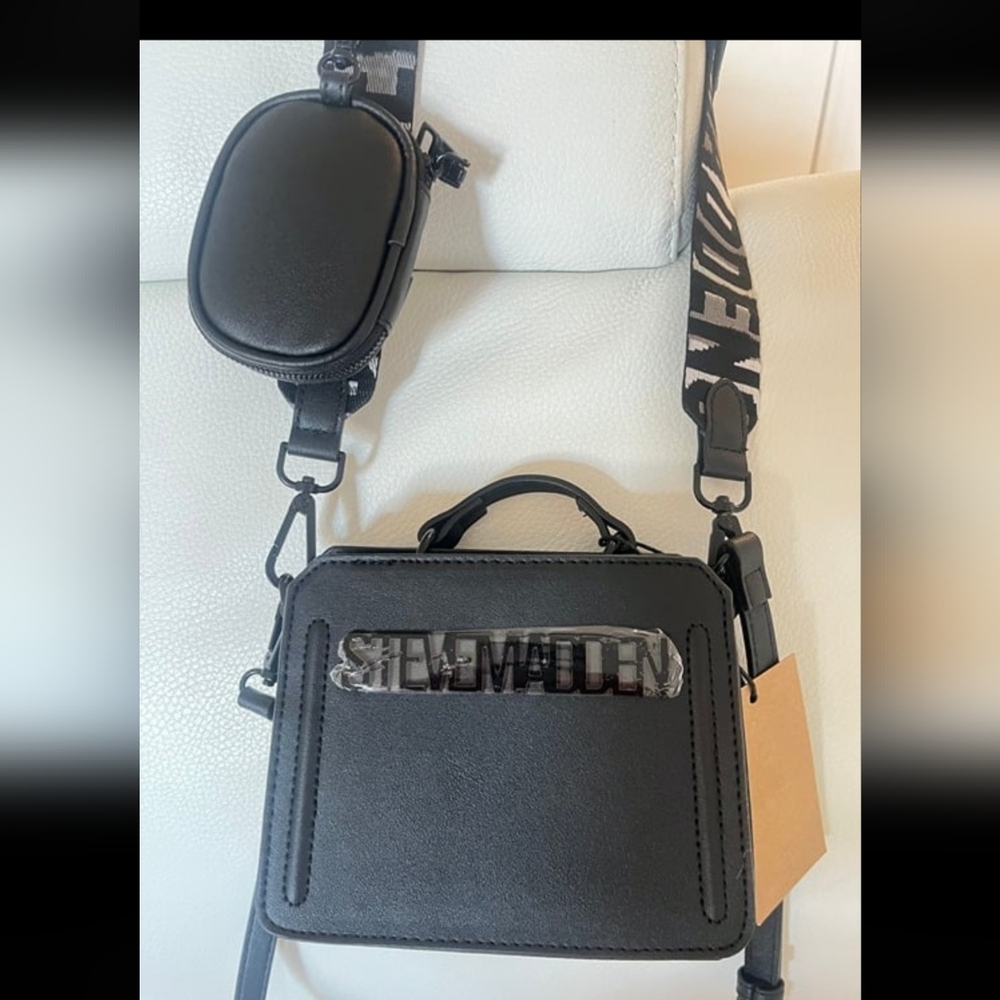 NWT STEVE MADDEN BEVELYN MINI SATCHEL CROSSBODY BAG W AIR POD CASE BLACK